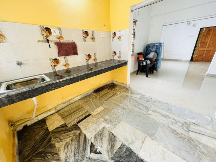 Hitech plaza Main Image 1