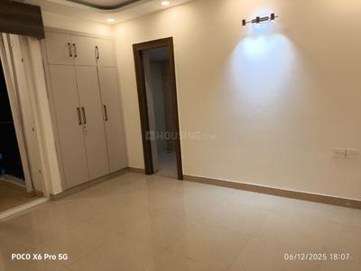 Hall Image of 2300 Sq.ft 4 BHK Apartment / Flat for sale in Amrapali Heartbeat City IV, Sector 107 Noida for Rs. 32500000