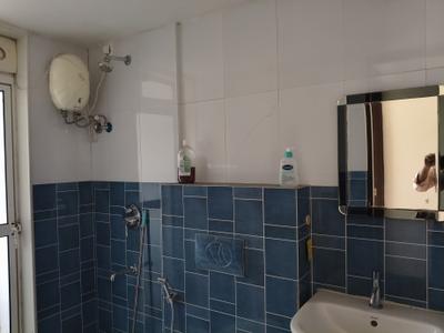 Image of 960 Sq.ft 2 BHK Apartment / Flat for rent in Lodha Amara, Kolshet, Thane for Rs. 38000