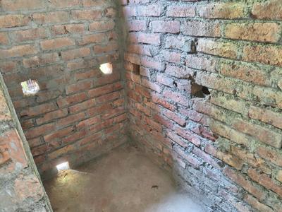 Bathroom Image of 939 Sq.ft 2 BHK Apartment / Flat for sale in Dum Dum Kolkata for Rs. 3568200