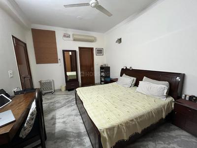 Bedroom Image of 2124 Sq.ft 3 BHK Builder Floor for sale in Sarvodaya Enclave New Delhi for Rs. 54900000
