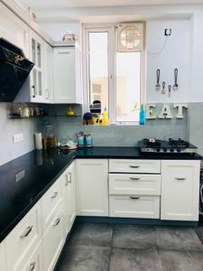 Kitchen Image of 1950 Sq.ft 3 BHK Apartment / Flat for sale in Ramprastha Pearl Court, Vaishali Ghaziabad for Rs. 26200000
