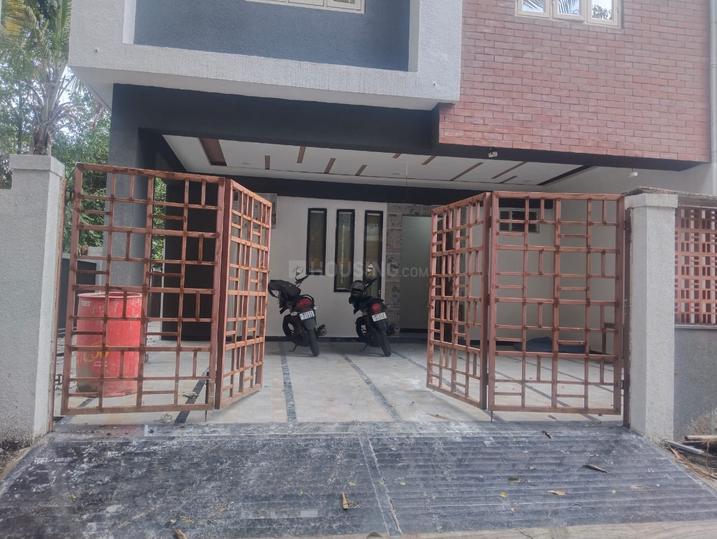 Pimple Nilakh Main Image 1