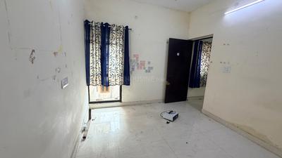 Bedroom Image of 1000 Sq.ft 2 BHK Apartment / Flat for rent in DDA Akshardham Apartments, Sector 19 Dwarka New Delhi for Rs. 28000