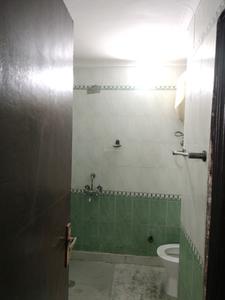 Common Bathroom Image of 1700 Sq.ft 3 BHK Apartment / Flat for sale in Nishat Apartment, Sector 19 Dwarka New Delhi for Rs. 27800000