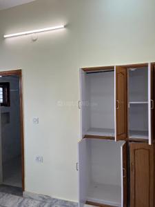 Bedroom Image of 3000 Sq.ft 2 BHK Builder Floor for rent in Sector 14 Faridabad for Rs. 25000