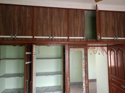 Bedroom Image of 650 Sq.ft 1 BHK Builder Floor for rent in Perungudi Chennai for Rs. 16000