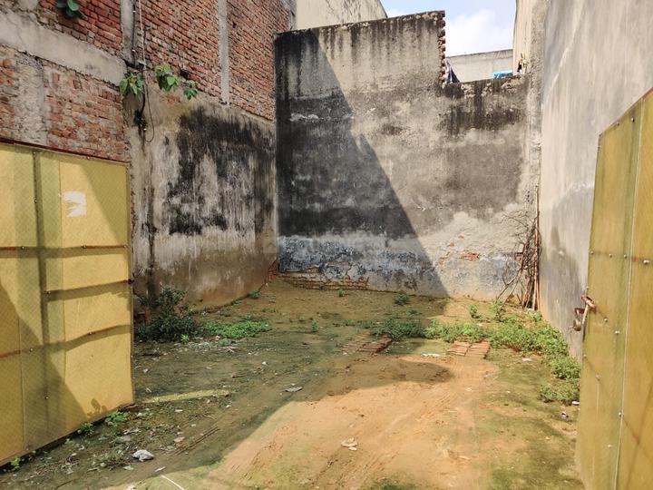 Residential 570 Sqft Plot for sale at Aya Nagar, New Delhi Property