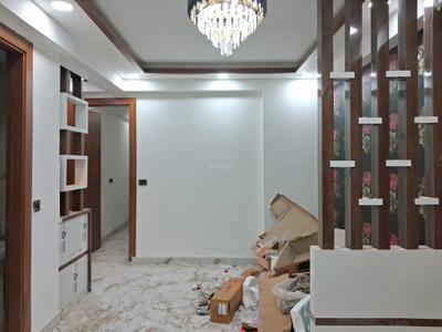 Living Room Image of 1350 Sq.ft 3 BHK Apartment / Flat for sale in Sector 73 Noida for Rs. 4990000