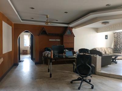 Living Room Image of 2700 Sq.ft 3 BHK Apartment / Flat for sale in Wanwadi Pune for Rs. 27500000