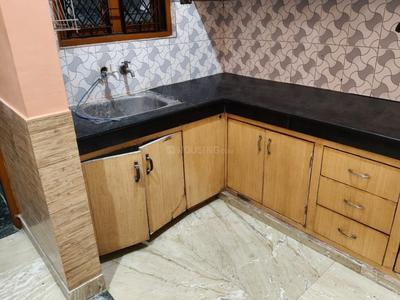 Kitchen Image of 650 Sq.ft 1 BHK Builder Floor for rent in Delta I Greater Noida for Rs. 16000