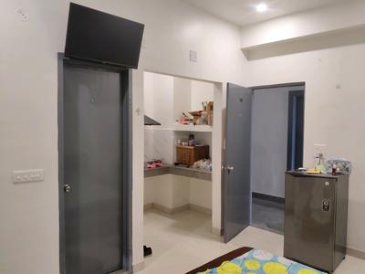 1 RK Independent Builder Floor