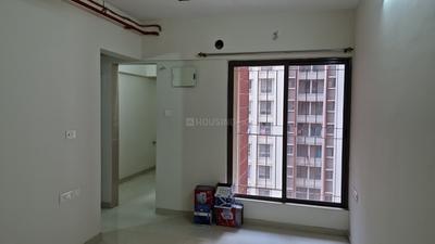 Living Room Image of 548 Sq.ft 1 BHK Apartment / Flat for rent in Dosti Greater Thane, Bhiwandi Thane for Rs. 11000