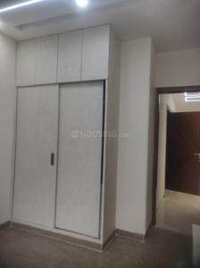 Bedroom Image of 750 Sq.ft 2 BHK Builder Floor for rent in Shalimar Bagh New Delhi for Rs. 33000