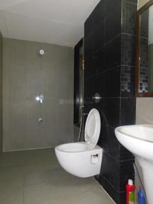 Bathroom Image of 1450 Sq.ft 3 BHK Apartment / Flat for sale in Lodha Splendora, Thane West Thane for Rs. 12000000