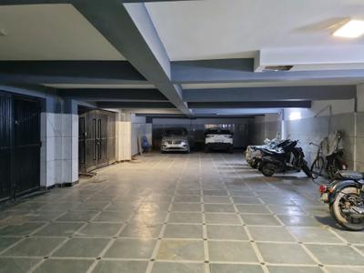 Car Garage Image of 810 Sq.ft 3 BHK Apartment / Flat for sale in Nawada New Delhi for Rs. 6800000