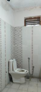 Bathroom Image of 1000 Sq.ft 1 BHK Apartment / Flat for rent in Jubilee Hills Hyderabad for Rs. 21000