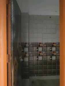 Common Bathroom Image of 900 Sq.ft 3 BHK Builder Floor for sale in DLF Ankur Vihar Ghaziabad for Rs. 3530223