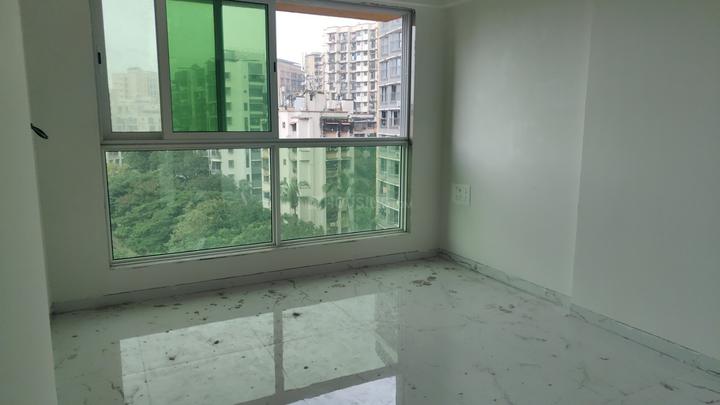 Elite The Crown Main Image 1