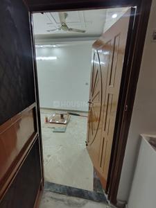 Kitchen Image of 2250 Sq.ft 3 BHK Apartment / Flat for sale in Mahagun Moderne, Sector 78 Noida for Rs. 36000000