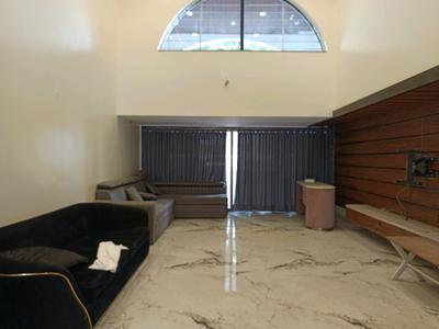 Living Room Image of 5001 Sq.ft 5 BHK Villa for sale in Om Utopia, Wanowrie Pune for Rs. 45000000