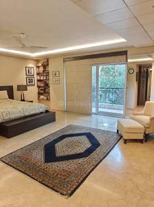 Bedroom Image of 4000 Sq.ft 4 BHK Builder Floor for sale in Maharani Bagh New Delhi for Rs. 220000000