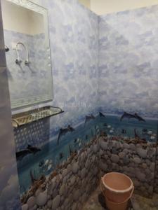 Bathroom Image of 800 Sq.ft 2 BHK Builder Floor for rent in Arjunganj Lucknow for Rs. 9000