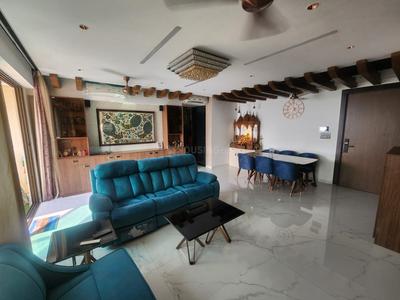 4.5 BHK Flat