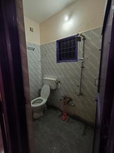 Bathroom Image of 480 Sq.ft 1 RK Duplex for rent in Nesapakkam Chennai for Rs. 13000