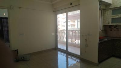 Living Room Image of 1075 Sq.ft 2 BHK Apartment / Flat for rent in Gaur City 7th Avenue, Noida Extension Greater Noida for Rs. 23300