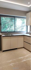Kitchen Image of 1200 Sq.ft 3 BHK Apartment / Flat for sale in Santacruz West Mumbai for Rs. 65000000