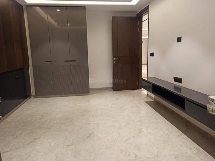 2200 Sqft 3 BHK Flat for sale in CGHS Palm Court Flat Sector 19