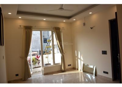 Bedroom Image of 800 Sq.ft 1.5 BHK Builder Floor for rent in Safdarjung Development Area New Delhi for Rs. 40000
