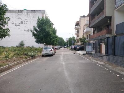 Image of 250 Sq.ft Residential Plot / Land for sale in Sector 85, Faridabad for Rs. 50000000