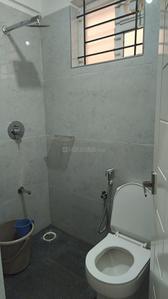 Bathroom Image of 900 Sq.ft 1 BHK Builder Floor for rent in Mahadevapura Bengaluru for Rs. 32000
