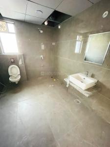 Bathroom Image of 3000 Sq.ft 4 BHK Apartment / Flat for rent in Virasha Nisarga, Bawadiya Kalan Bhopal for Rs. 73000