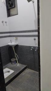 Bathroom Image of 500 Sq.ft 1 BHK Apartment / Flat for rent in Radha Kishanpura Rural Sikar for Rs. 7000