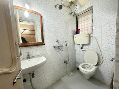 Bathroom Image of 1262 Sq.ft 3 BHK Apartment / Flat for sale in New Town Kolkata for Rs. 9100000