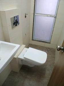 Common Bathroom Image of 589 Sq.ft 1 BHK Apartment / Flat for sale in Chembur Mumbai for Rs. 11000000