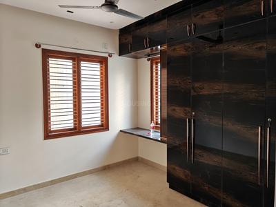 Bedroom Image of 1500 Sq.ft 3 BHK Apartment / Flat for rent in Vishveshwaraya Nagar Bengaluru for Rs. 42000