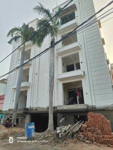 Building Image of 1200 Sq.ft 3 BHK Apartment / Flat for sale in Alambagh Lucknow for Rs. 7800000