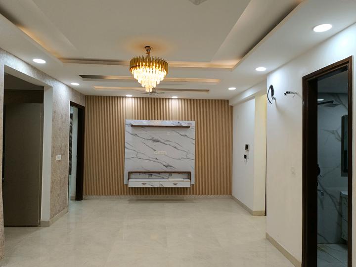 Sultanpur Main Image 1