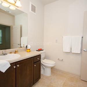 Bathroom Image of 2400 Sq.ft 4 BHK Apartment / Flat for sale in Mayfair Boulevard, Santacruz West Mumbai for Rs. 120000000