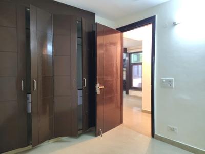 Bedroom Image of 900 Sq.ft 2 BHK Builder Floor for rent in Freedom Fighters Enclave New Delhi for Rs. 27000