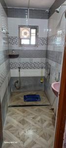 Bathroom Image of 850 Sq.ft 2 BHK Apartment / Flat for sale in Thirunagar Colony Erode for Rs. 4500000