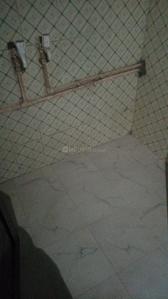 Bathroom Image of 700 Sq.ft 1 BHK Builder Floor for rent in Sector 19 Noida for Rs. 17115