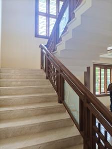 Balcony Image of 2400 Sq.ft 4 BHK Independent House for rent in Basaveshwara Nagar Bengaluru for Rs. 100000