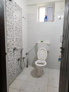 Common Bathroom Image of 1950 Sq.ft 3 BHK Apartment / Flat for rent in Kondapur Hyderabad for Rs. 40000