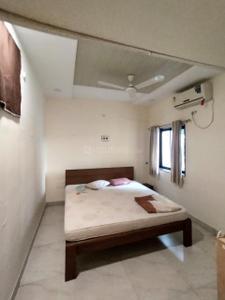 Bedroom Image of 1650 Sq.ft 3 BHK Apartment / Flat for rent in Byramji Town Nagpur for Rs. 30000