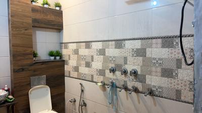 Bathroom Image of 1035 Sq.ft 10 BHK Independent House for sale in Mundka New Delhi for Rs. 16500000